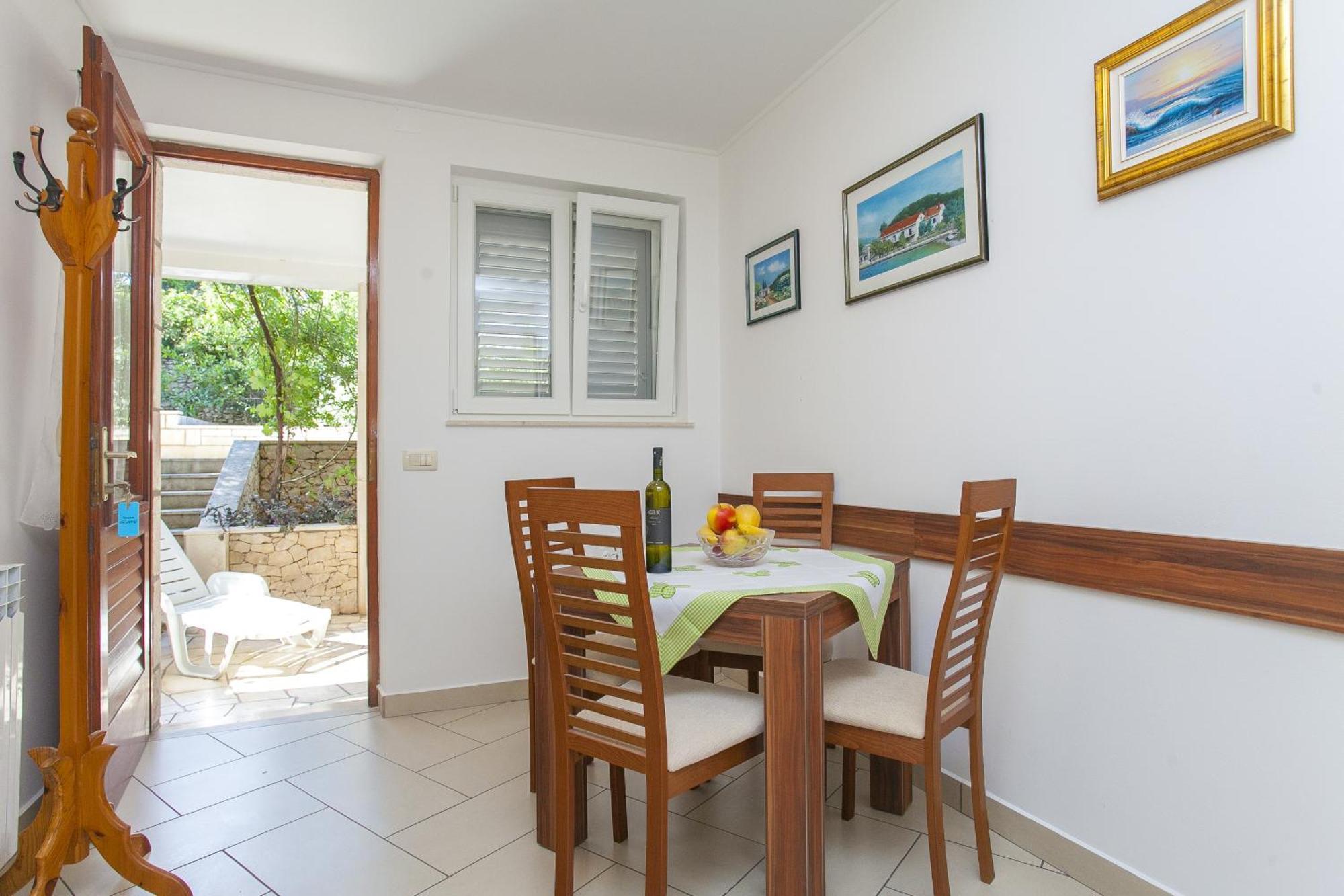 Guest House Lovric Lumbarda Rom bilde